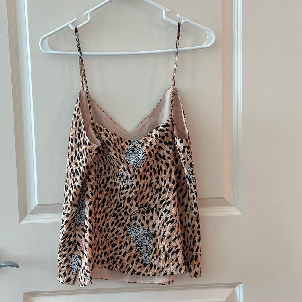 L'AGENCE Jane V Neck Cheetah Silk Camisole Animal Print Tank Top XS NwT - Picture 7 of 14